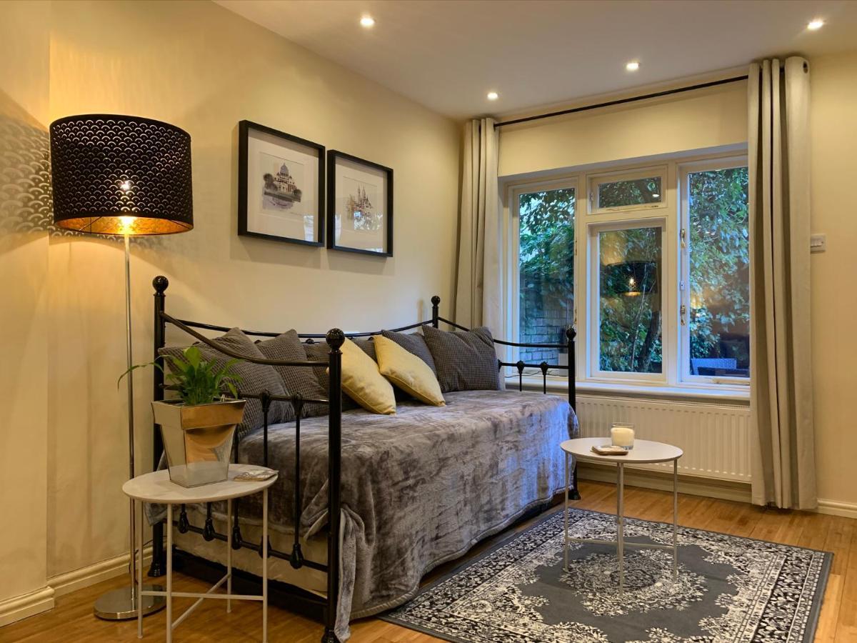 Notting Hill 3br Townhouse With Ensuite Bathrooms - Ideal For Families Holiday home London