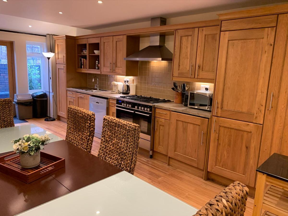 Notting Hill 3br Townhouse With Ensuite Bathrooms - Ideal For Families